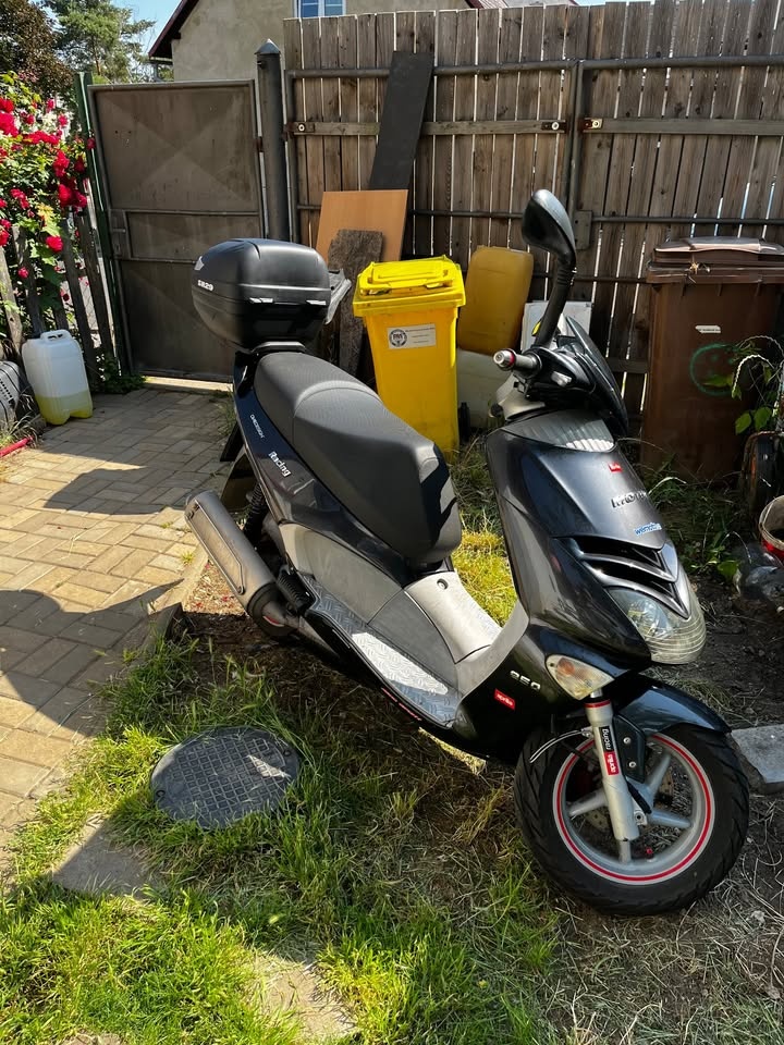 Aprilia Leonardo - 2