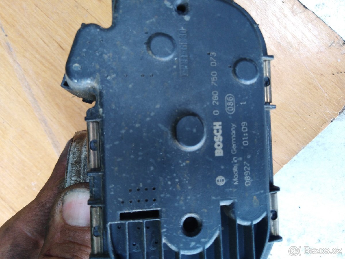 Klapka alfa Romeo 1.6TS. - 2