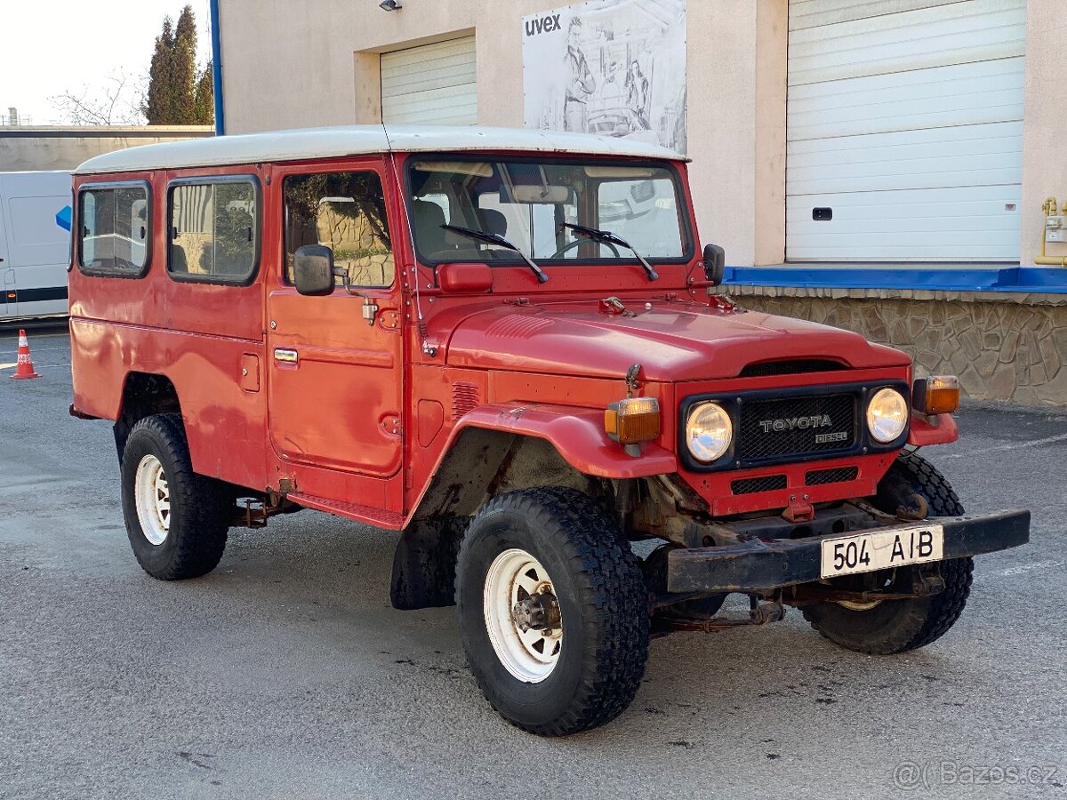 Toyota Land Cruiser BJ45 LV - 2