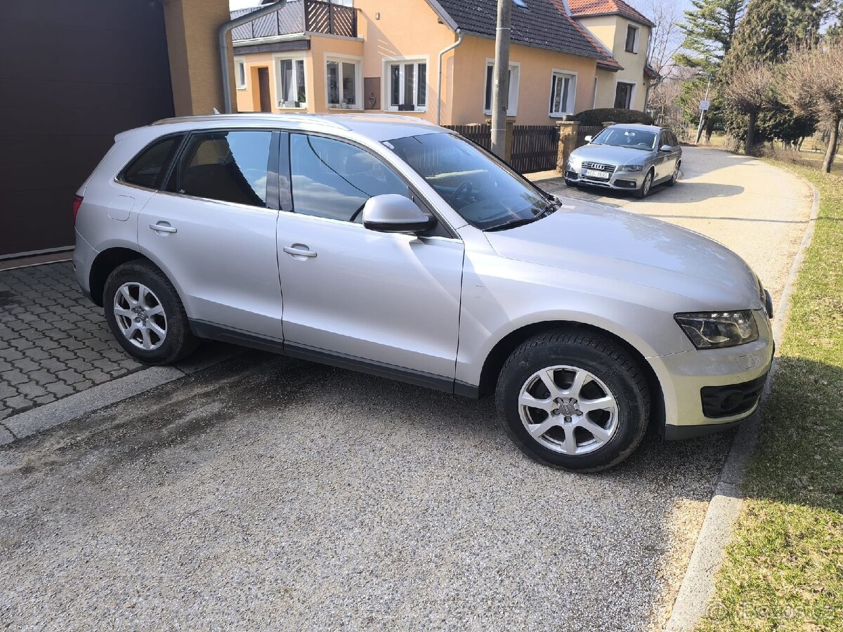 AUDI Q5 2,0 TDI QUATTRO - 2