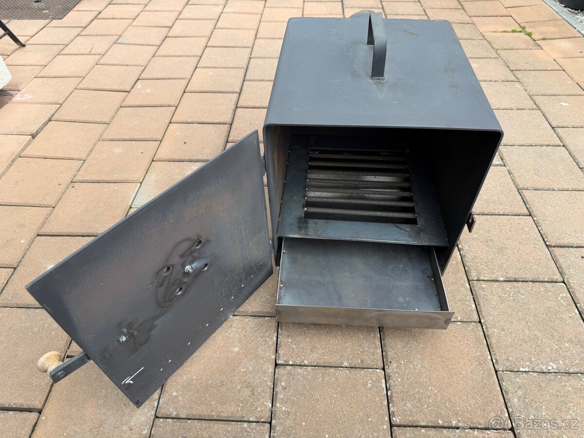 nové topeniště k udírně - 2