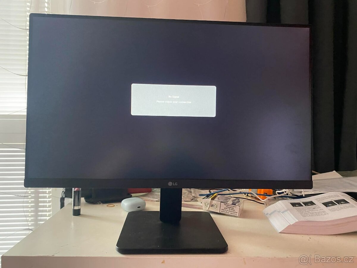 Monitor LG 24MR400-B - Jako nový - 2