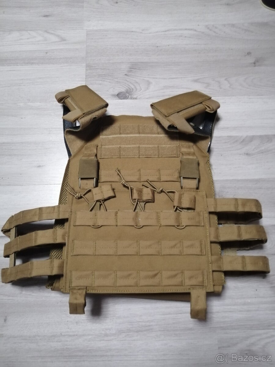 Nosič platů coyote - 2