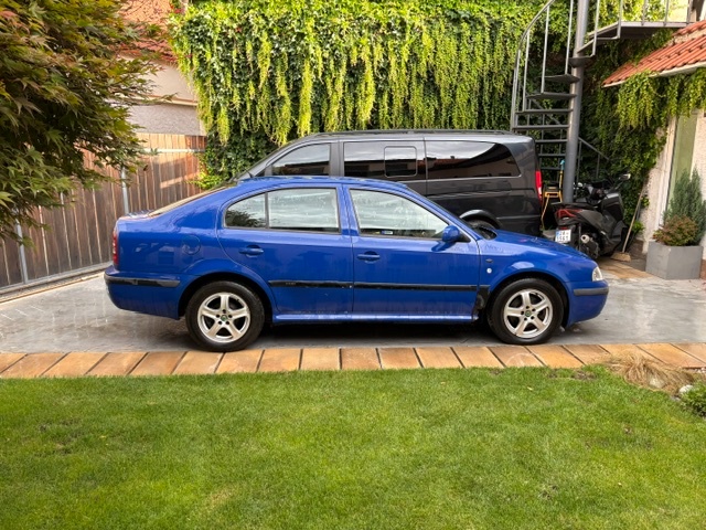 Škoda Octavia 1 benzin 2.0-klima - 2