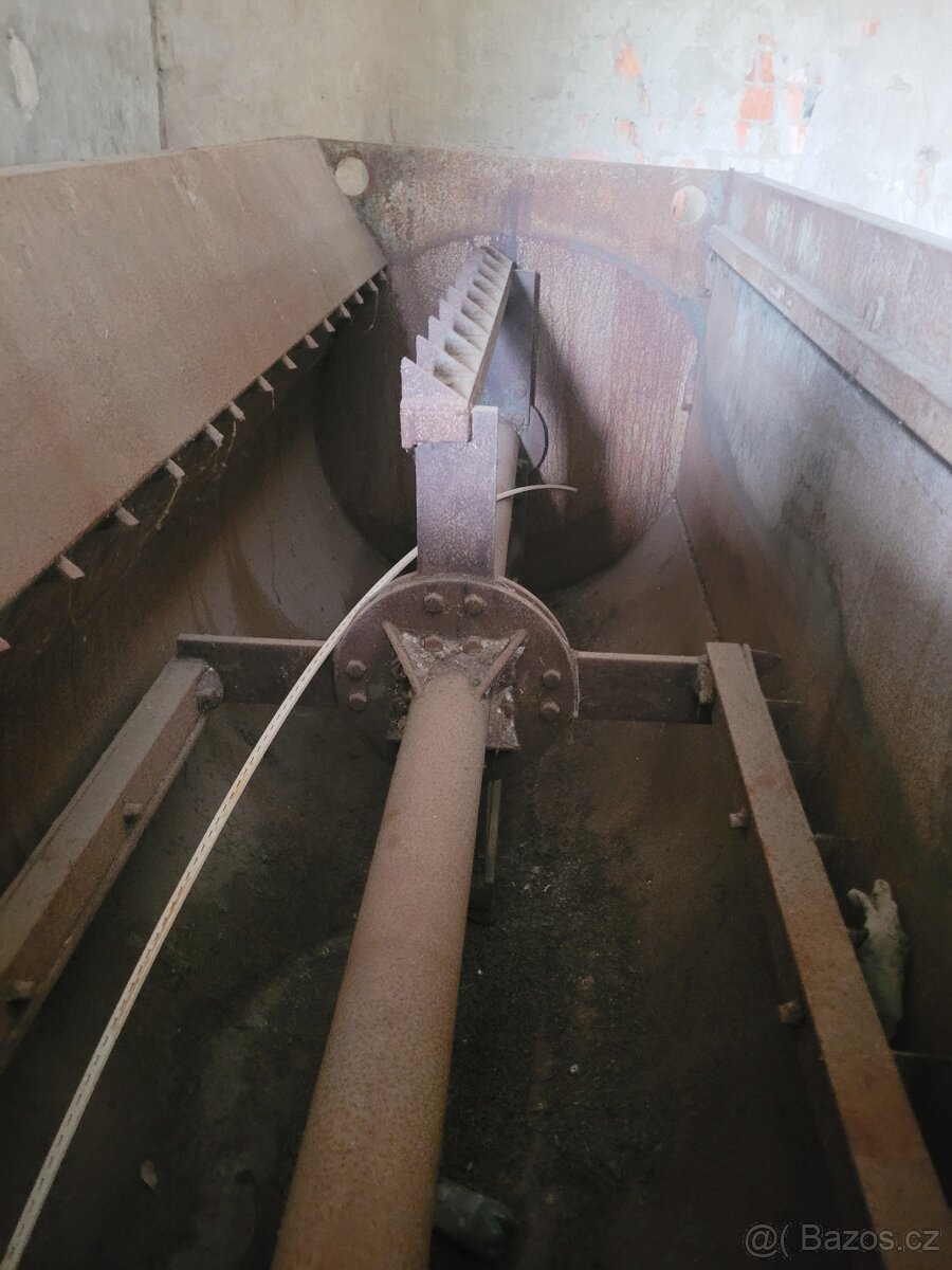 Krmny vuz - 2