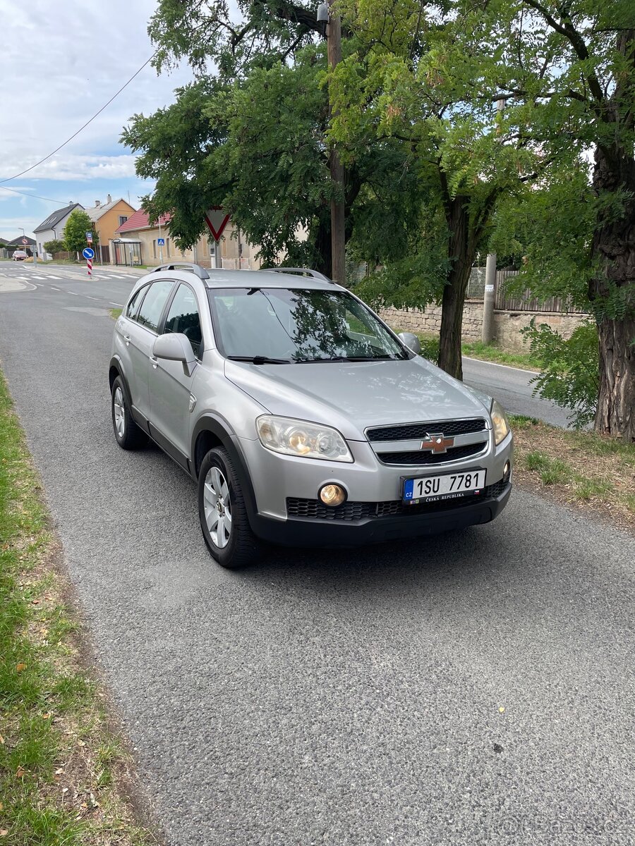 Chevrolet Captiva 4x4, 7 místné - 2