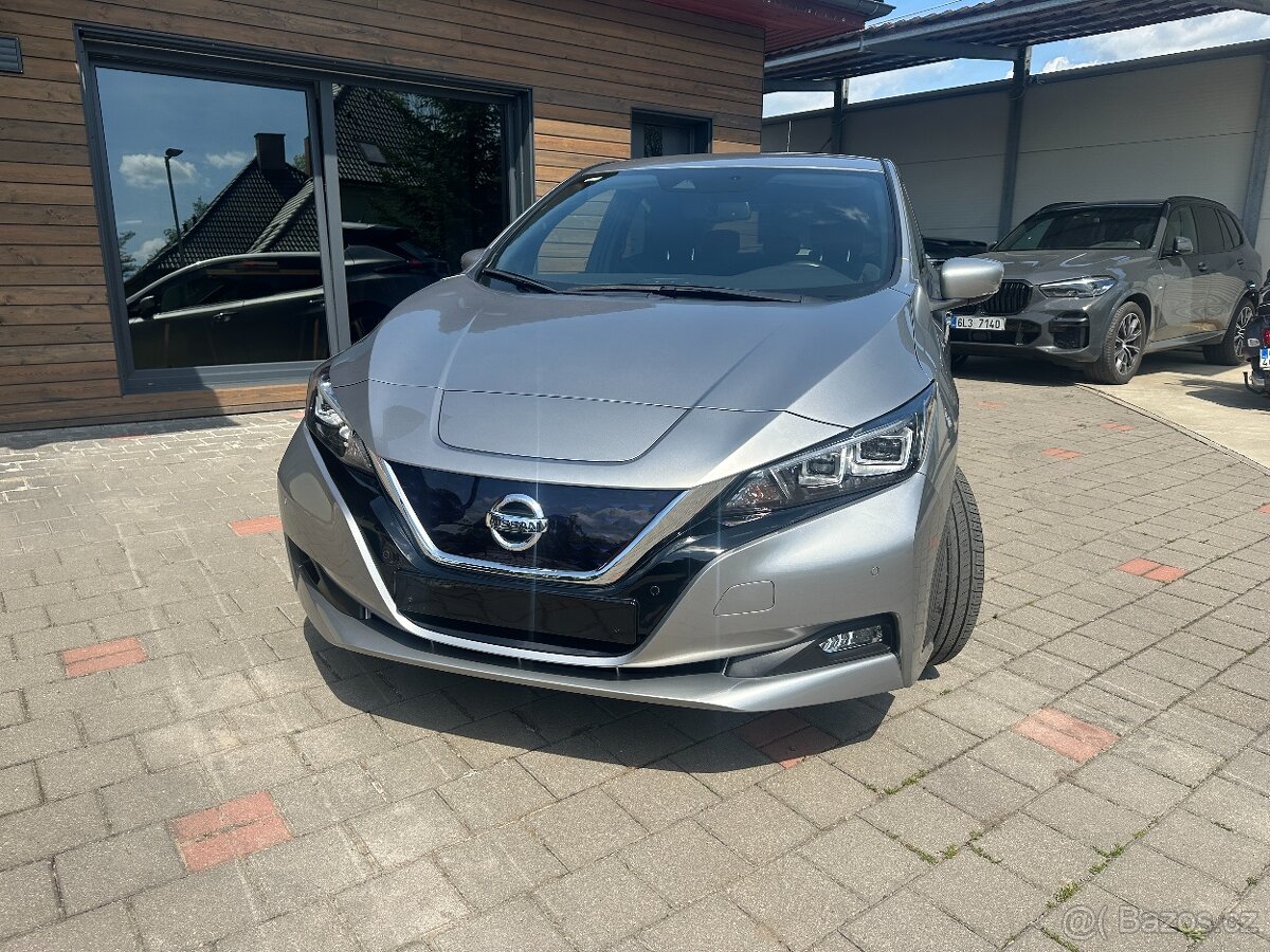 Nissan Leaf 40kwh - ZE1 - 2