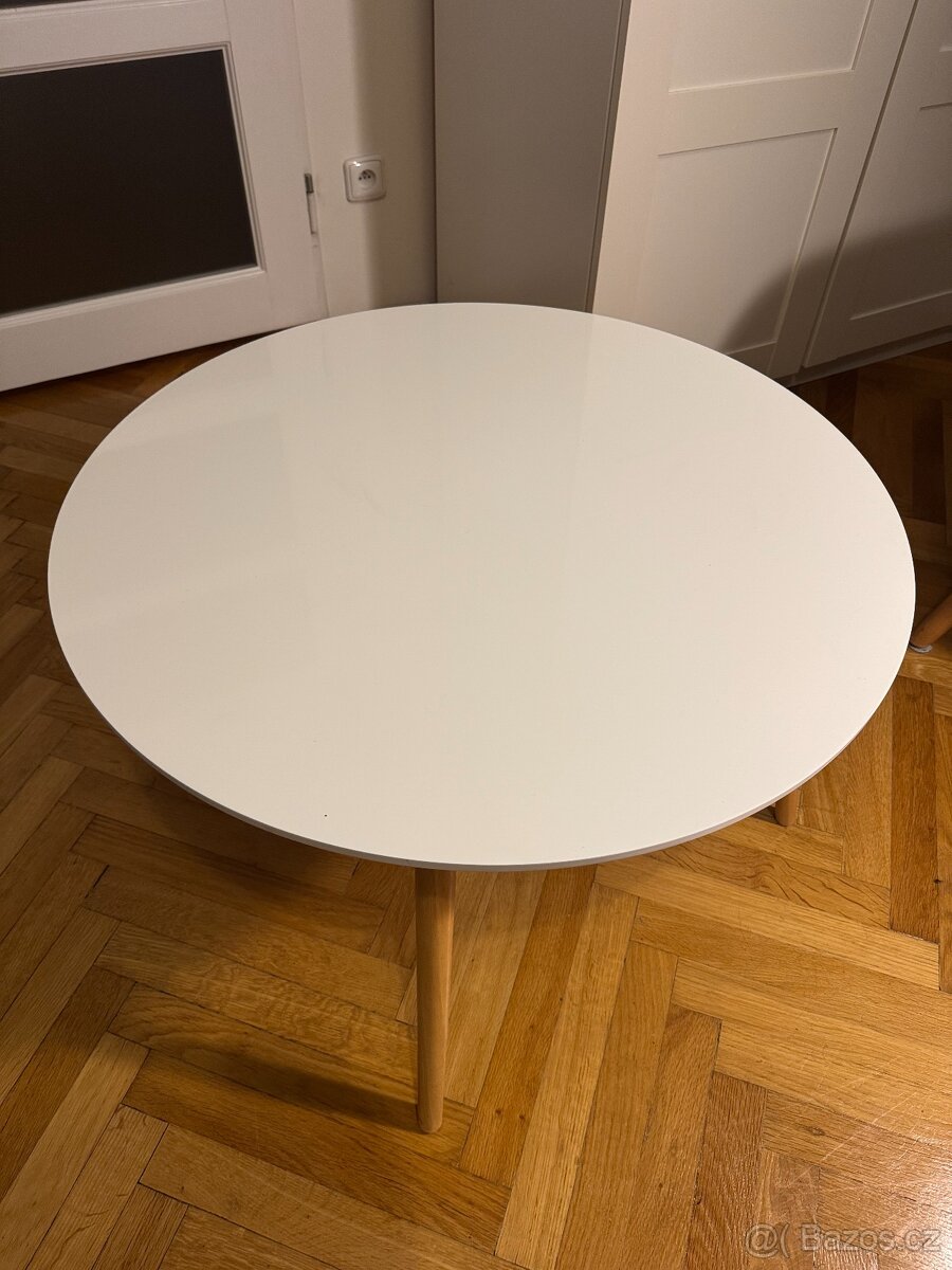 Konfereční stolek - 2