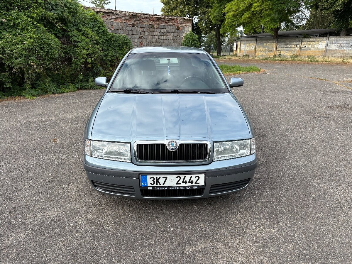 Škoda Octavia - 2
