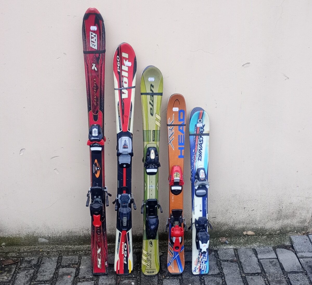 Dětské lyže 800,-Kč - 2