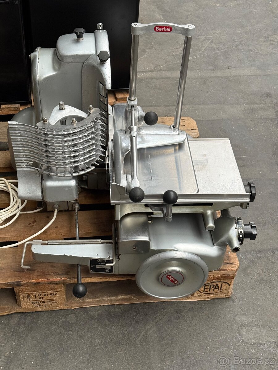 Nářezový stroj BERKEL 115 EP. Záruka - 2