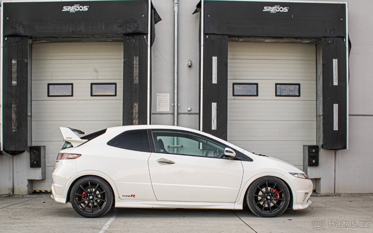 Honda Civic TypeR FN2 2.0 i-VTEC 148kW Championship White - 2