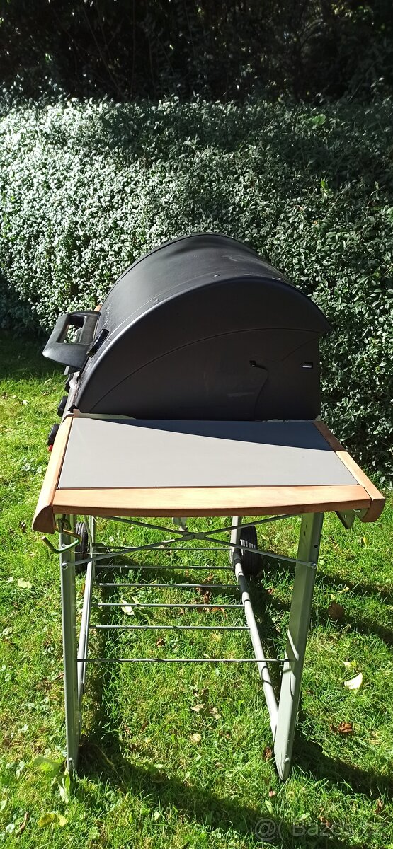 Zahradní grill Campingaz Adelaide 3 - 2