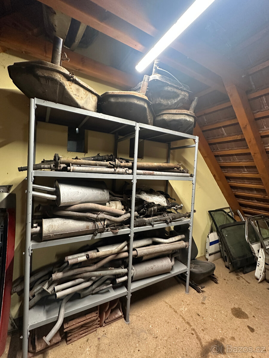 Prodám díly BMW E30,E28,E24,E32,E3,E21,E12 - 2