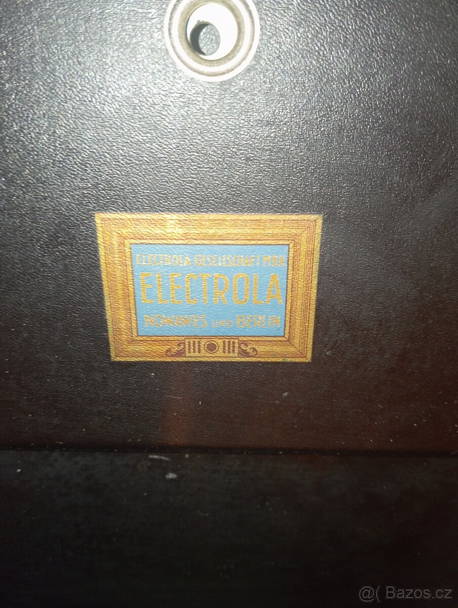 Kufříkový gramofon značky Electrola - 2