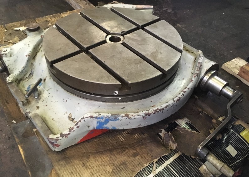 Svěrák, otočný stůl, lícní desky - 2