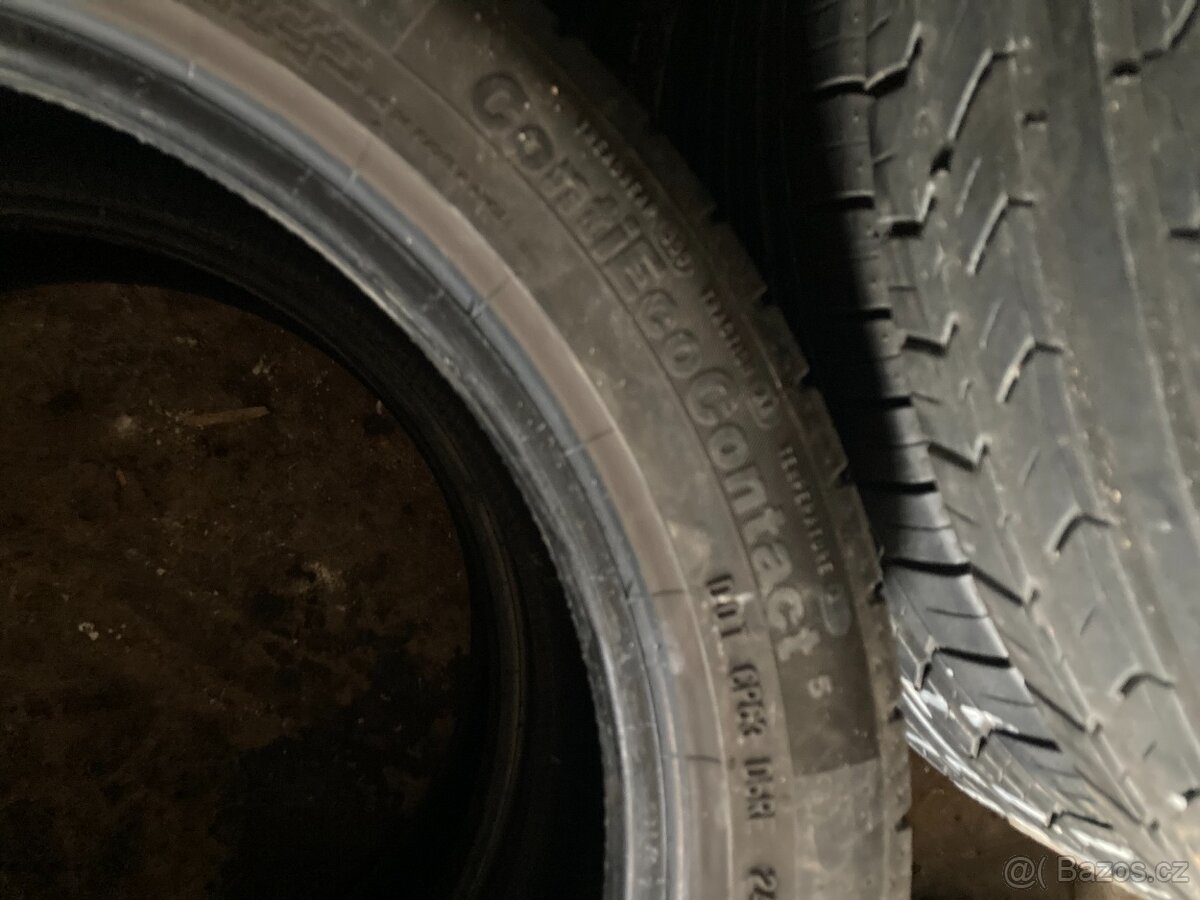 Letní 2ks pneu 215/45 R17 - Continental - 2