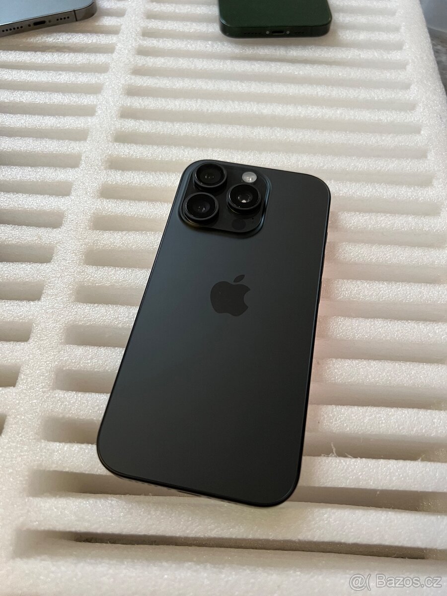 iPhone 15 PRO 256Gb…12 měsíců záruka - 2