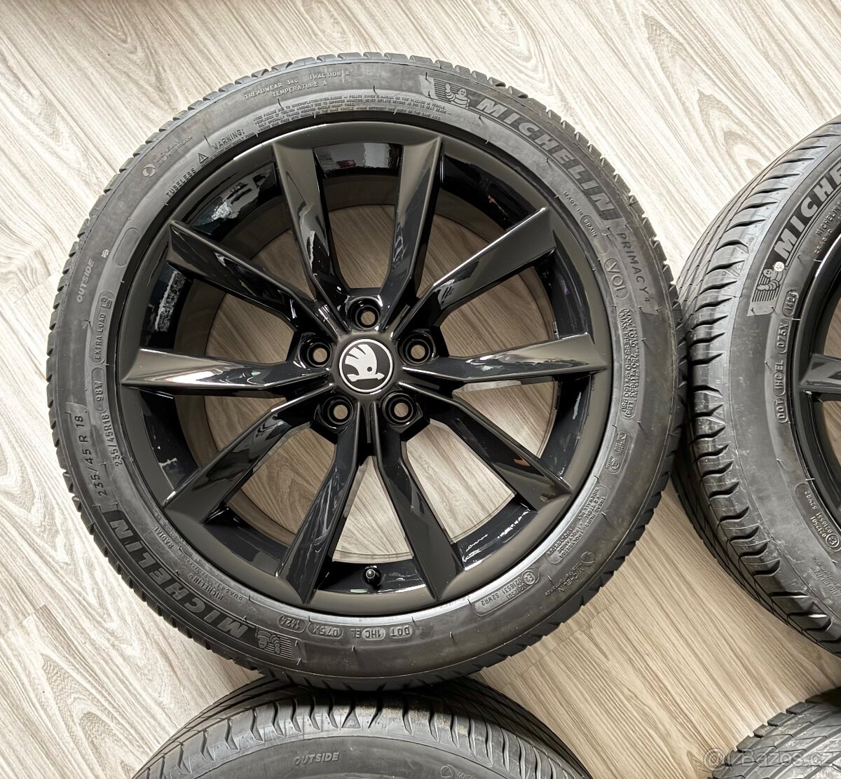 Modus 5x112 235/45/18 letní - 2