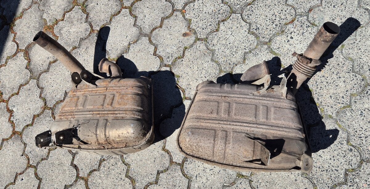 Porsche 996 výfuky originál s koncovkami - 2