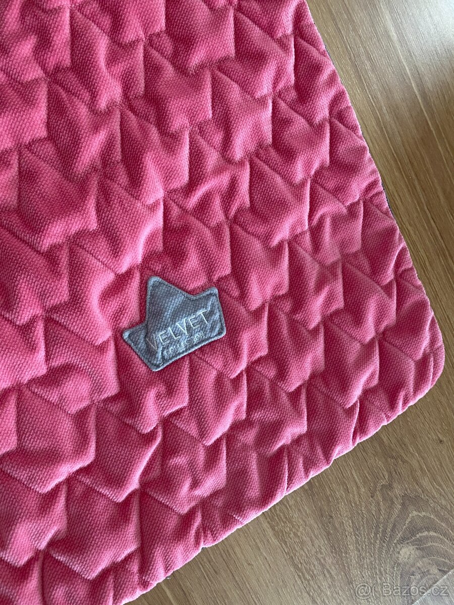 Set do postýlky La Millou sada polštářku, deky a prostěradla - 2