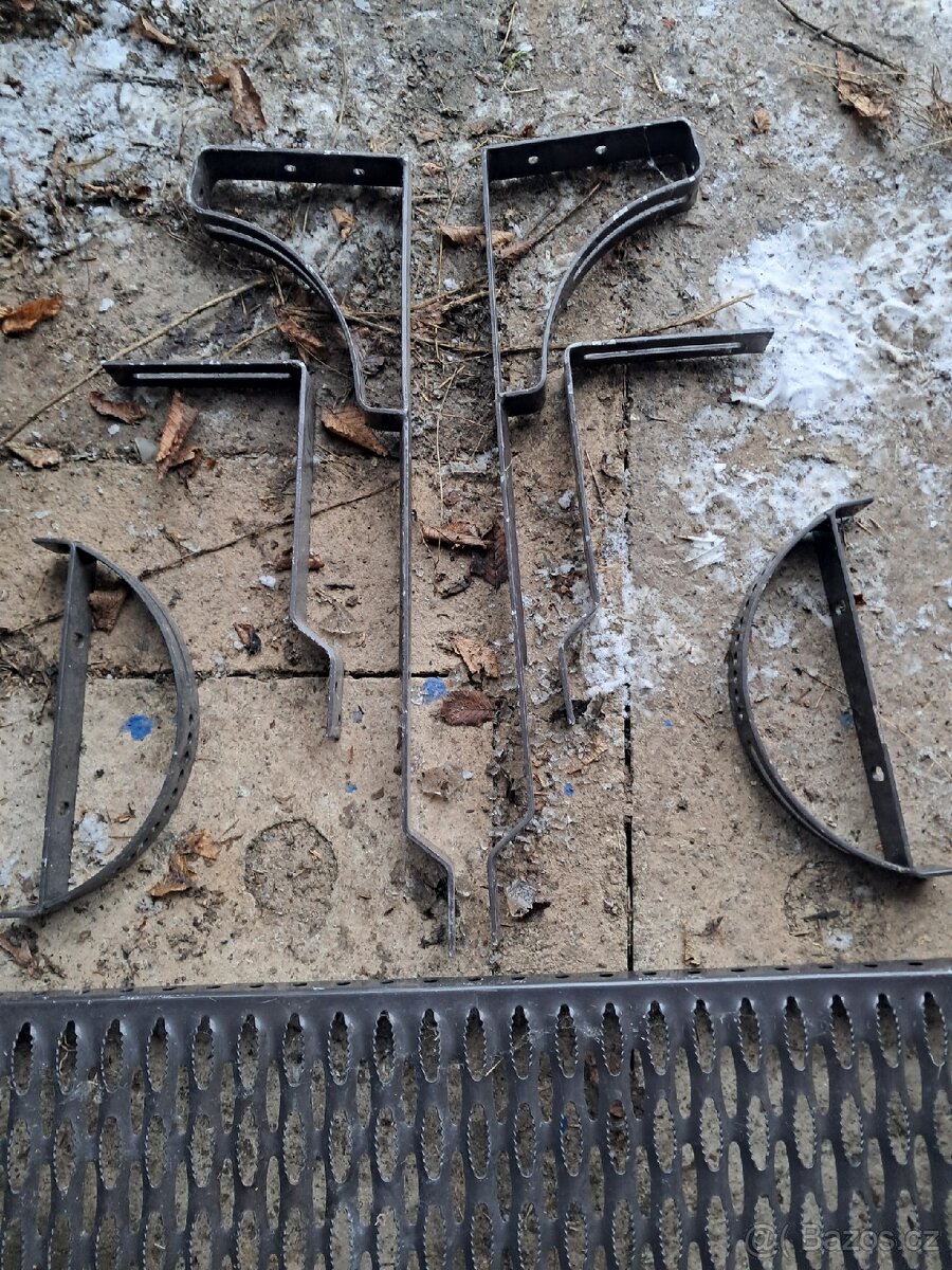 Střešní nášlap - 2