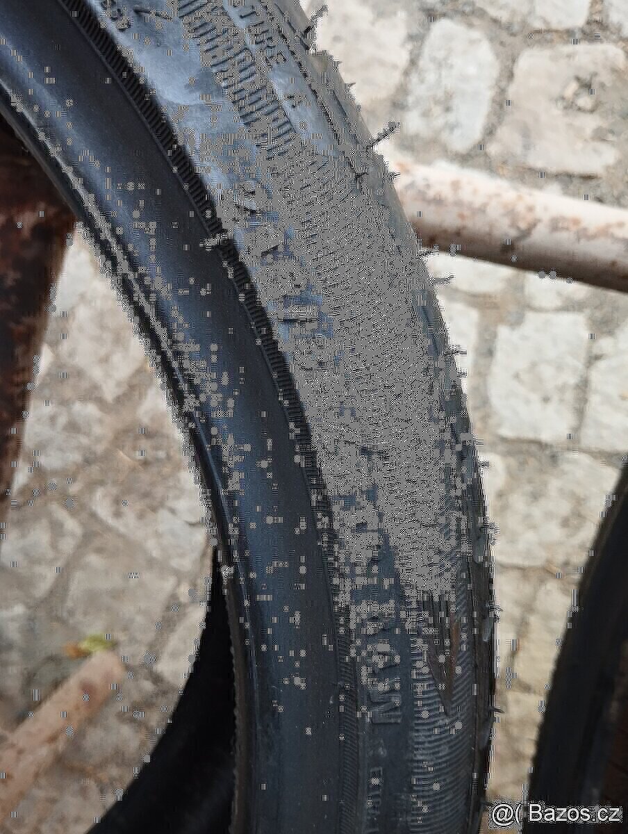 215/35/18 letni pneu 215 35 18 - 2