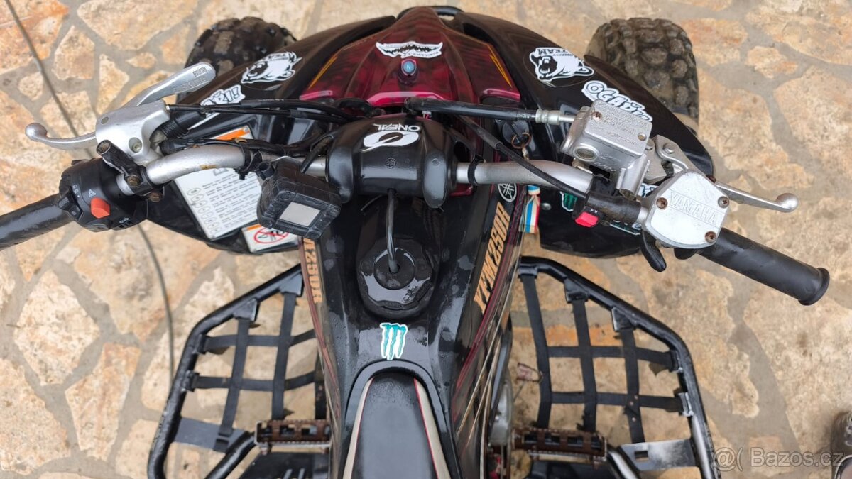 YAMAHA YFM 250 RAPTOR