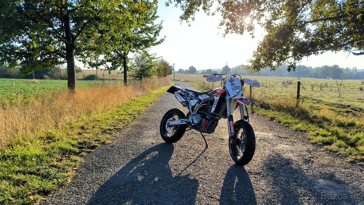 Husqvarna TE 450 Supermoto