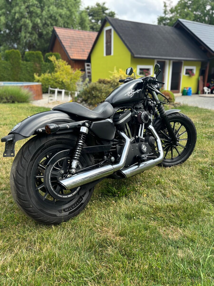 Harley Davidson Sportster iron 883 - 2