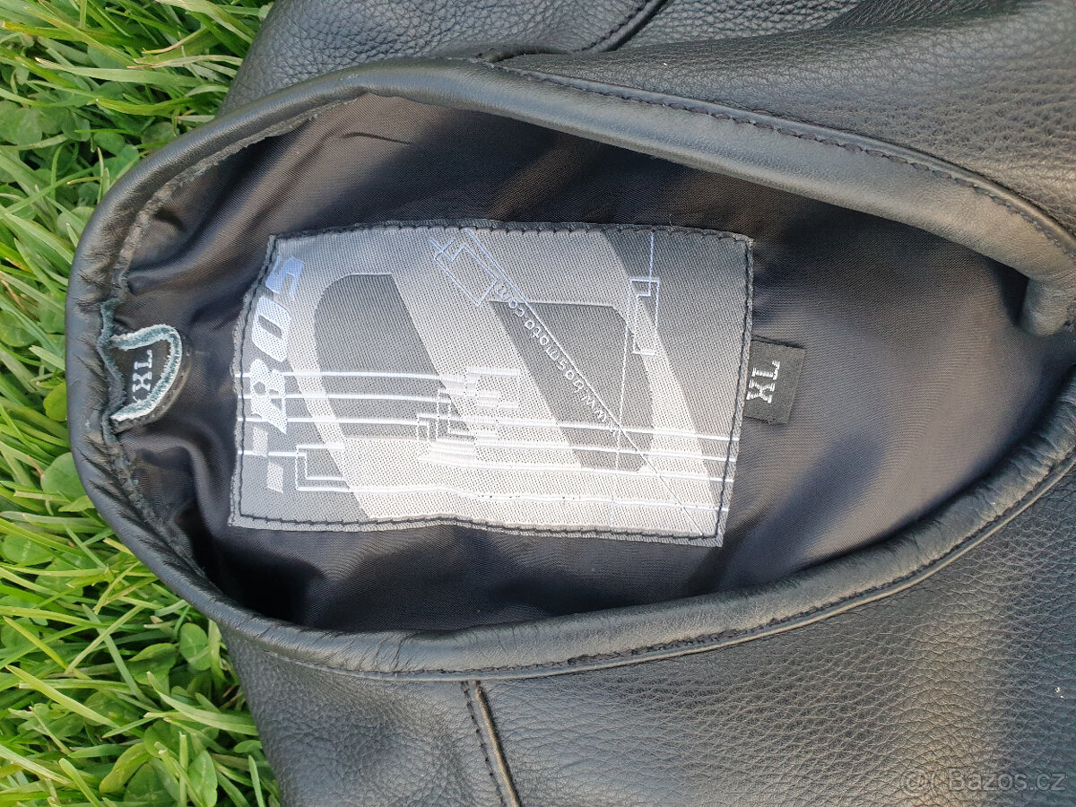 Prodám koženou vestu na moto - 2