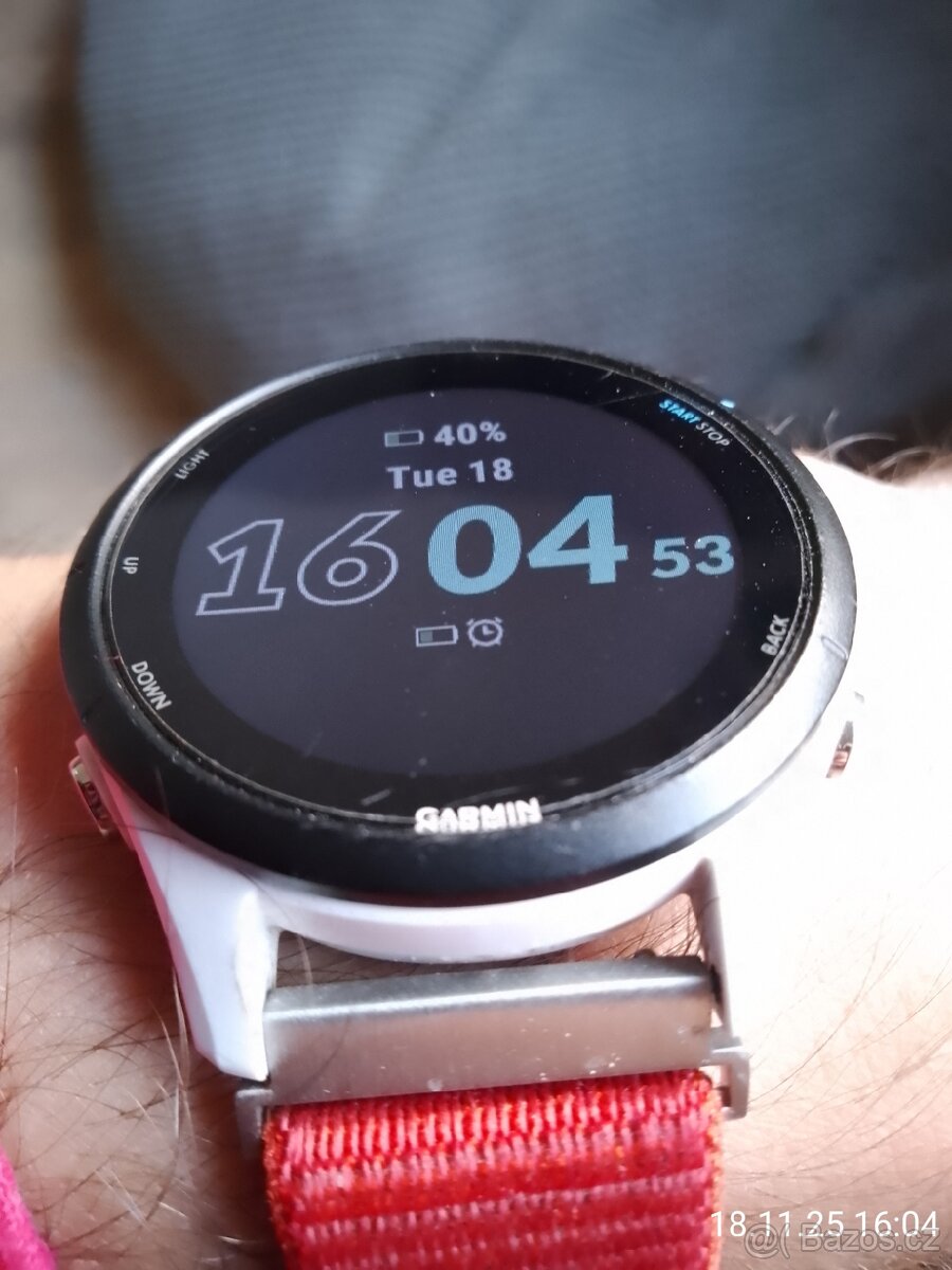 Garmin Forerunner 255 music bílé - 2