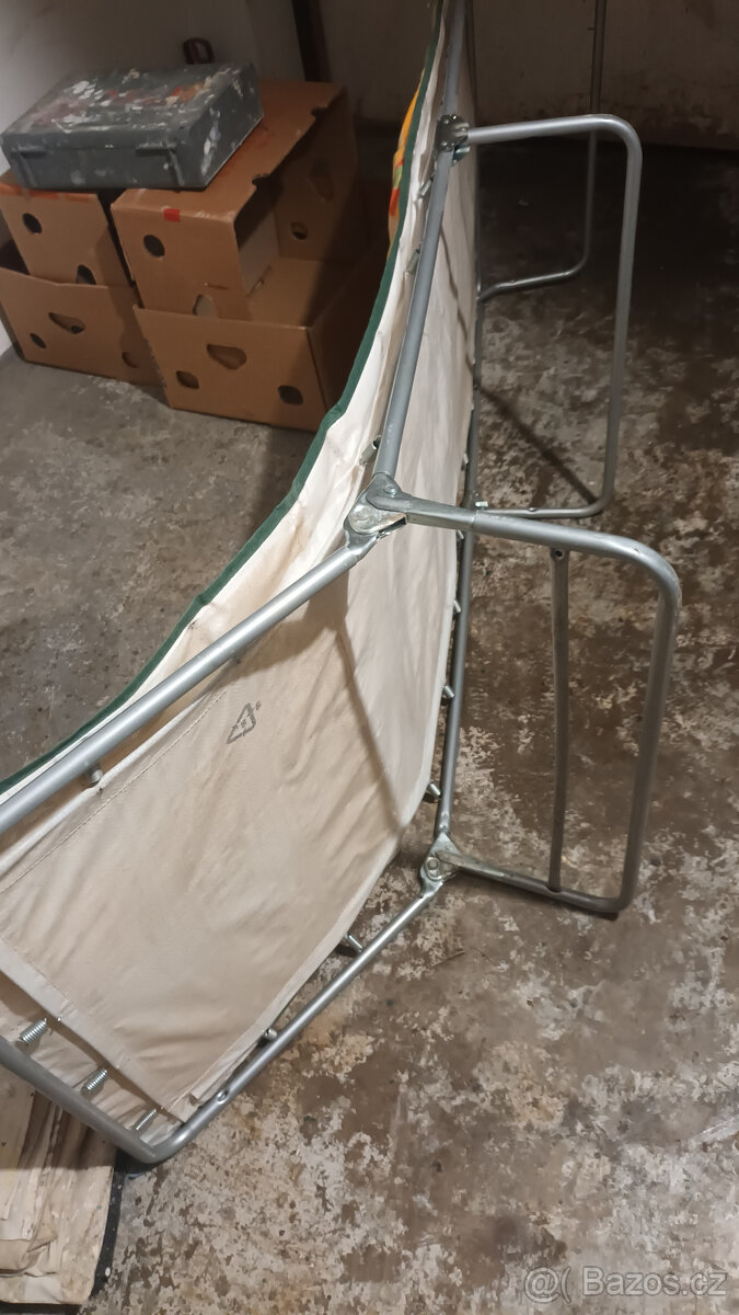 ZAHRADNÍ LEHÁTKO - 2