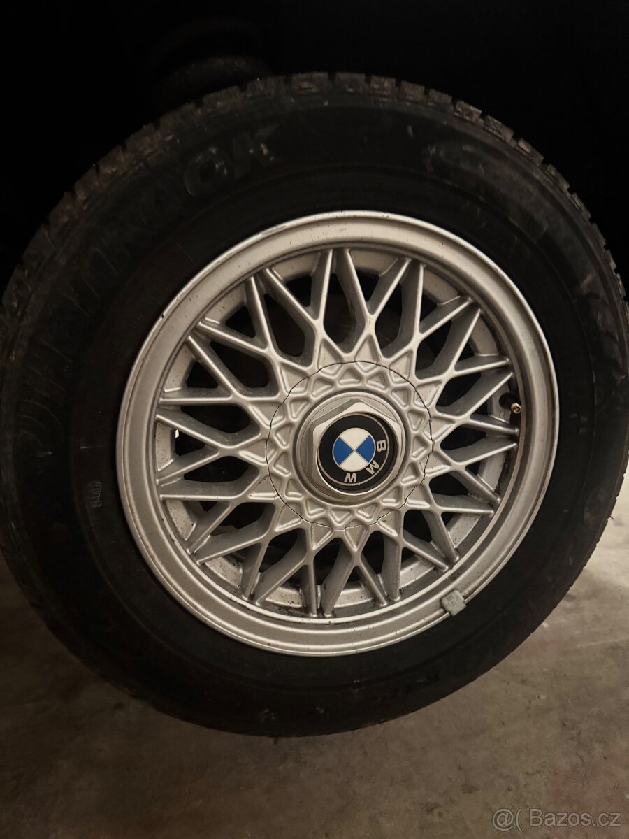 BMW e30 alu kola - 2