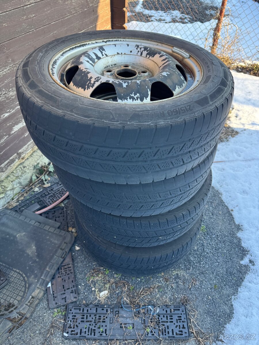 Disky s pneu 215/60 R17C z VW Multivan - 2
