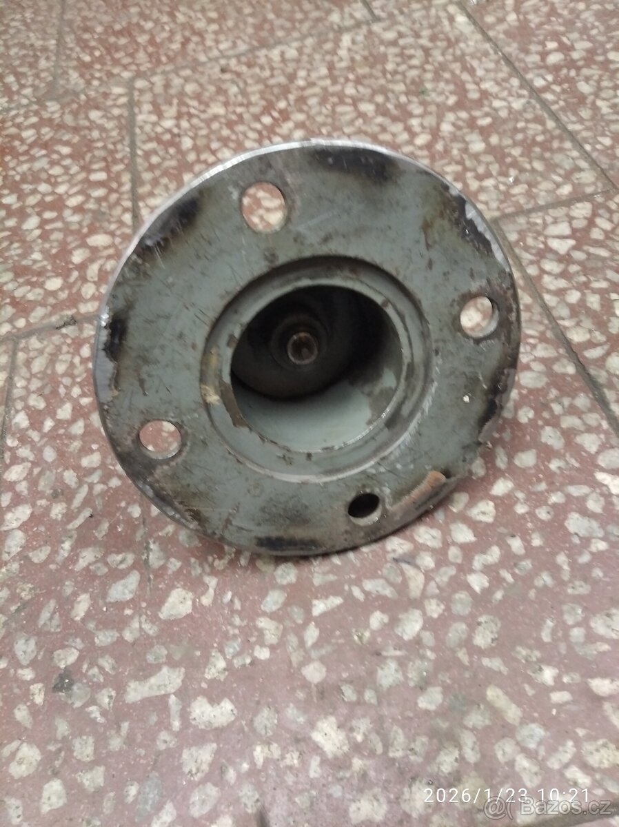 Stahovák bubnů Škoda - 2