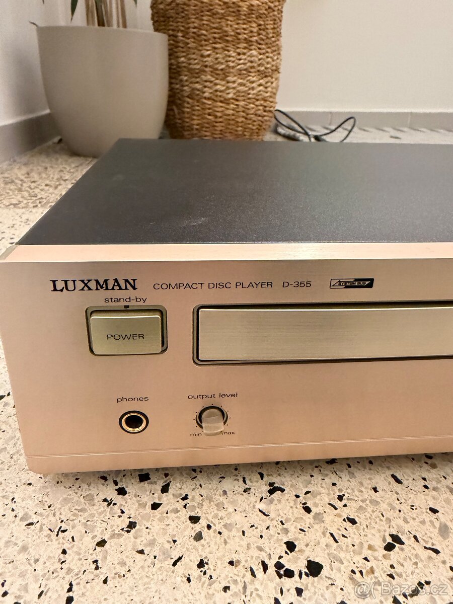 LUXMAN D-355 – kvalitní CD přehrávač - 2