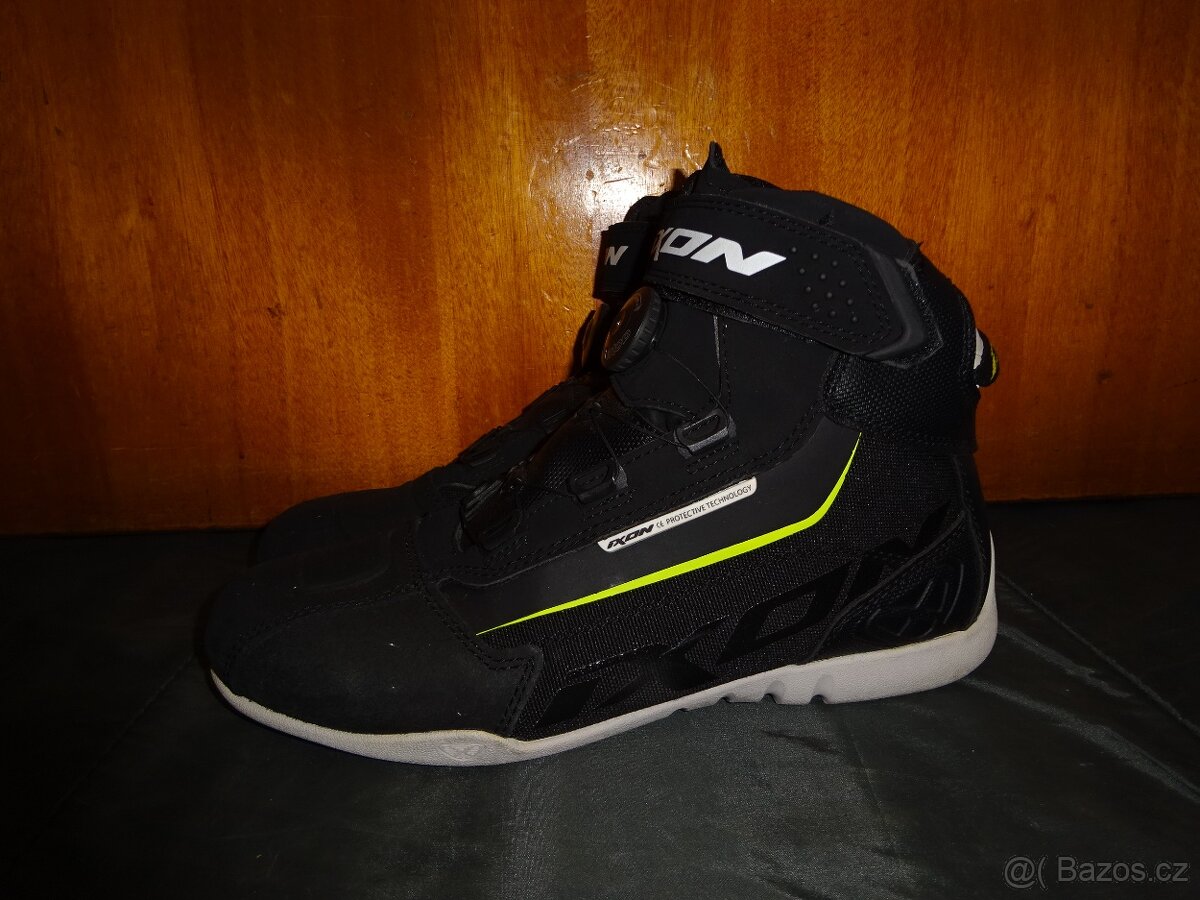 moto boty IXON vel.41 - 2