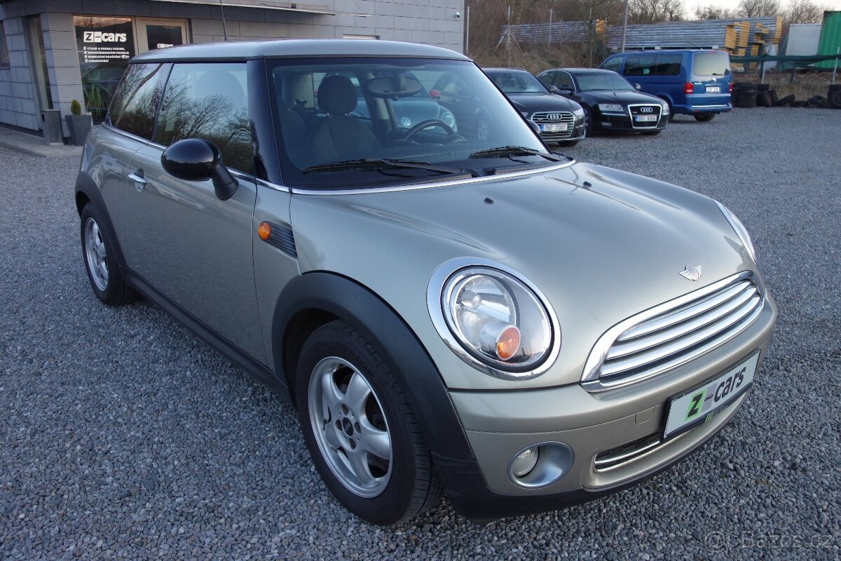 MINI One 1.4 70kW klima 2008 - 2