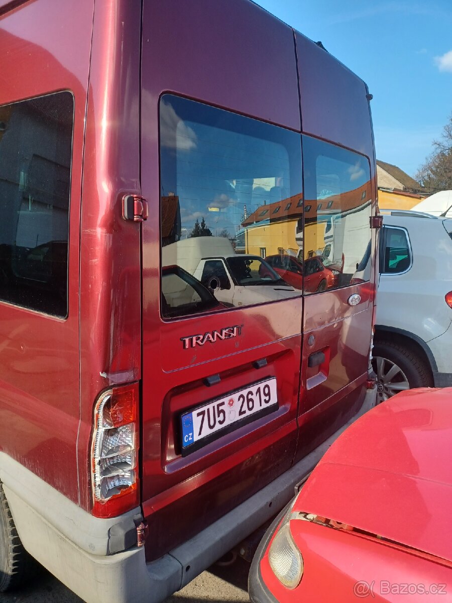 Ford Transit 2.4 diesel. Bus - 2