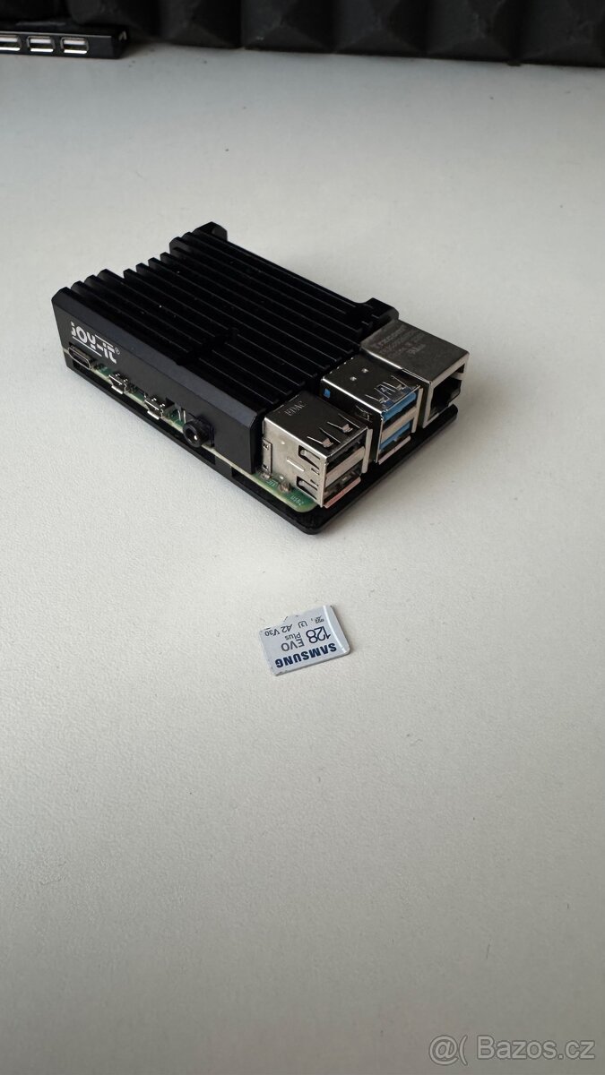 Raspberry Pi 4 Model B - 8GB RAM - 2