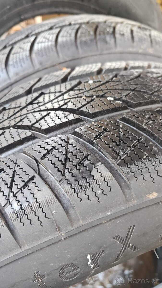 Triangle WinterX TW401 215/65 R17 - 2