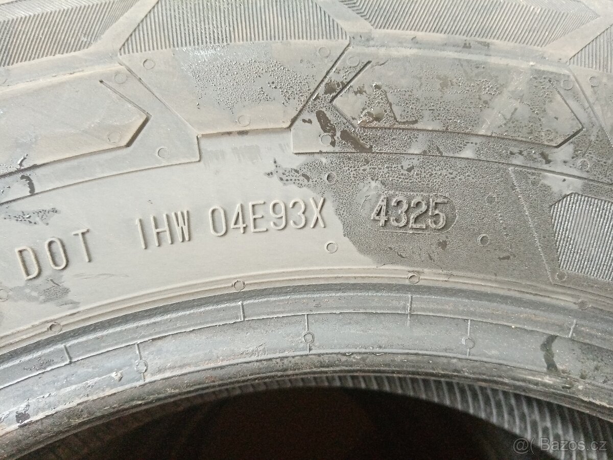 Zimní pneu 195/75 R16C - 2