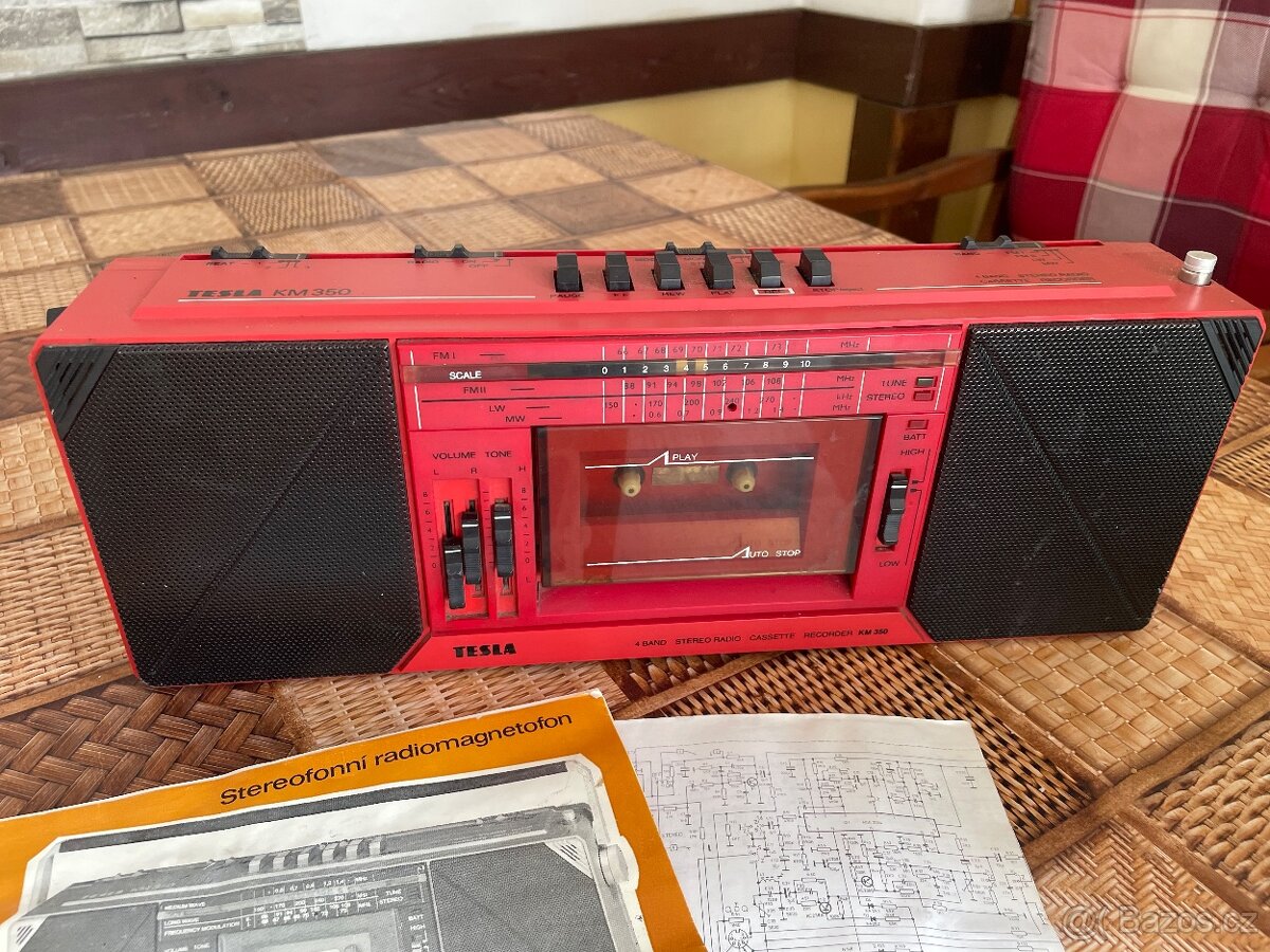 Radiomagnetofon Tesla KM350 - 2
