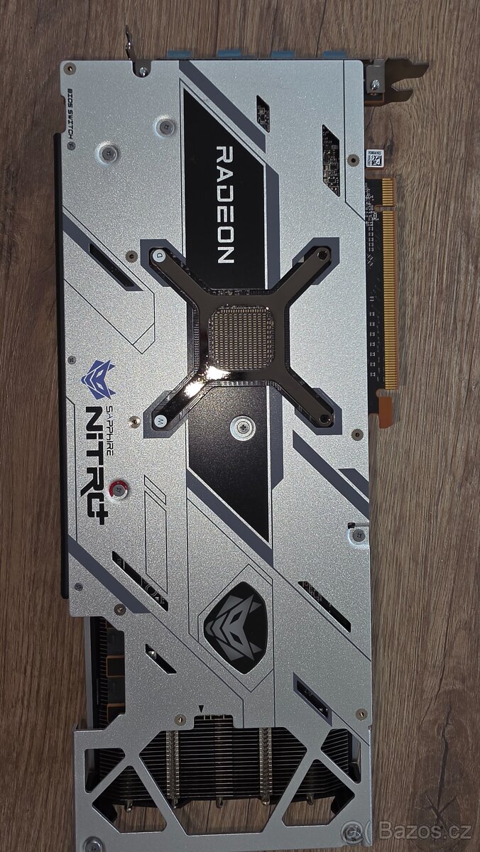 Sapphire NITRO+ Radeon RX 6800 16GB - 2