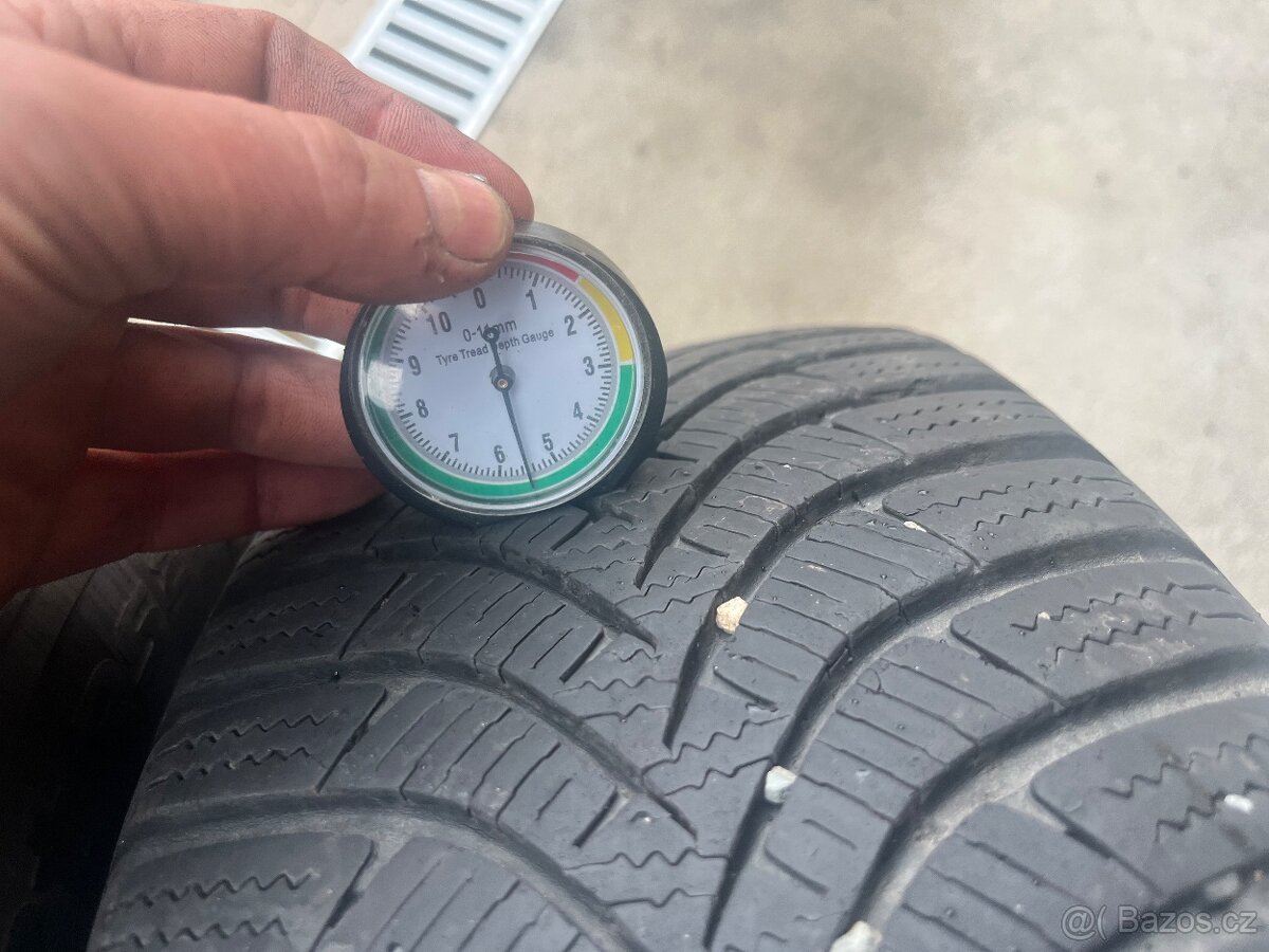 Pneu 185/60/14 - 2