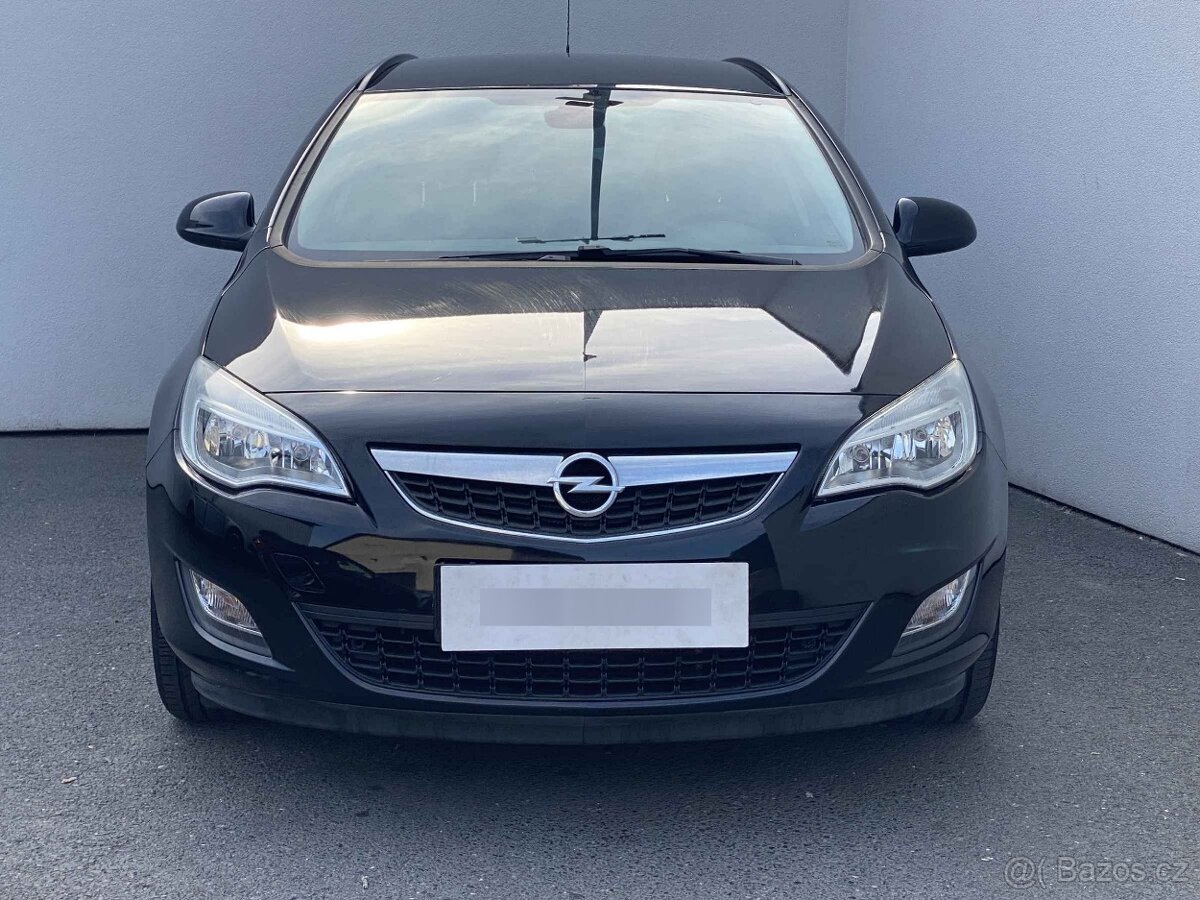Opel Astra 1.4 T , 103 kW benzín, 2012 - 2