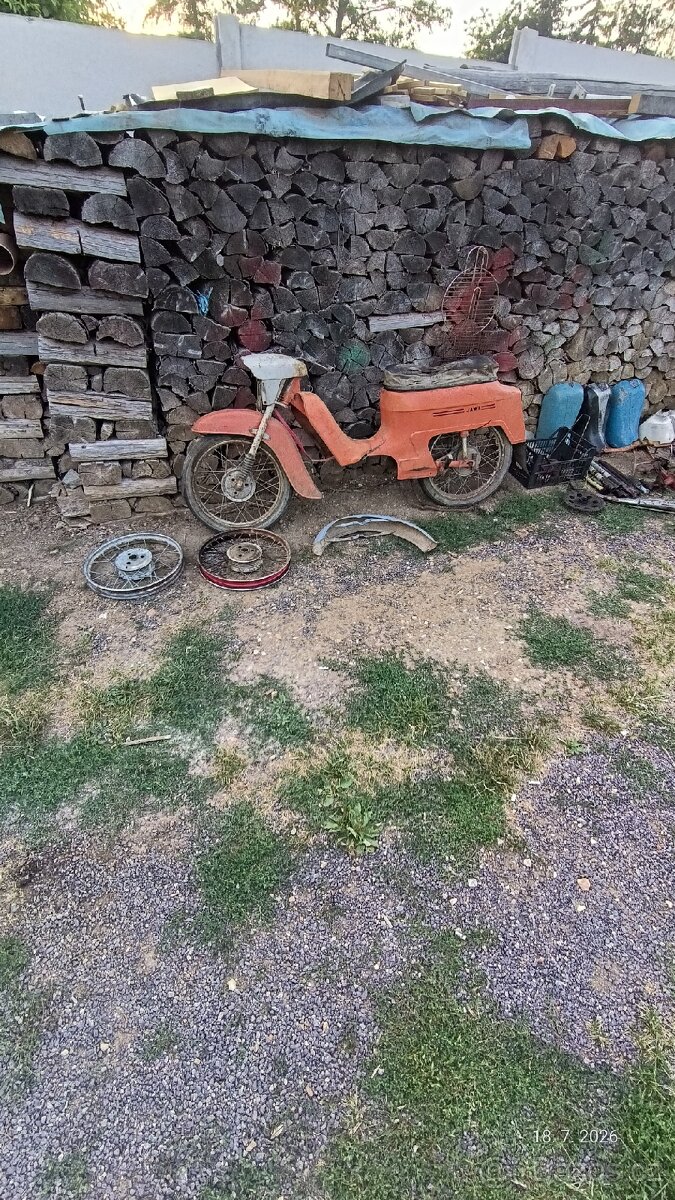 Jawa pionýr 50 díly - 2