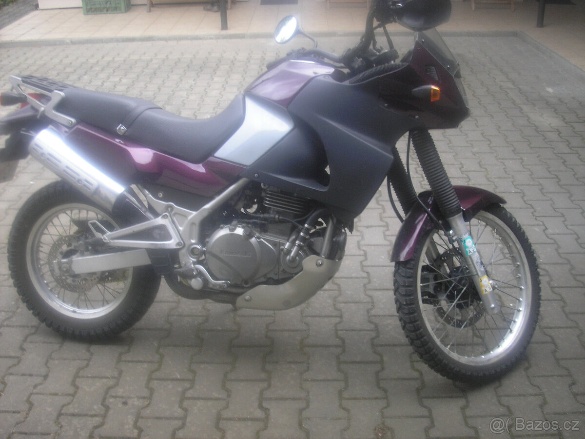 KLE500A