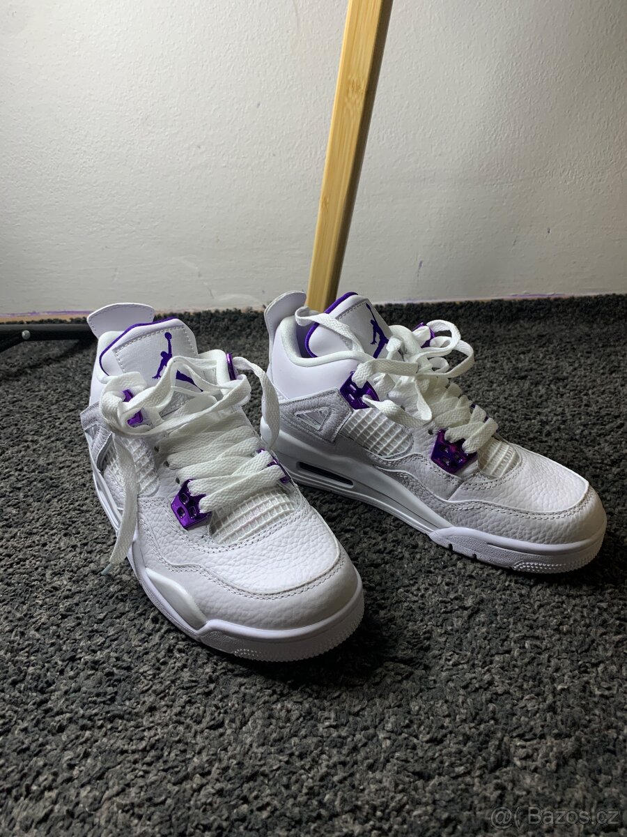 Nike Jordan 4 Retro Purple - 2